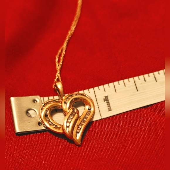 10KT Forever Diamond Yellow Gold Pave Diamond Twisted Heart Pendant Necklace 20" - Picture 15 of 16